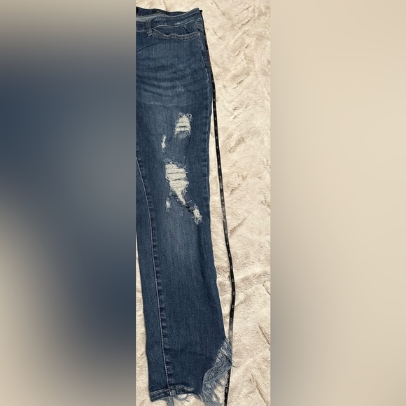 Judy Blue Distressed Frayed Hem Skinny Jeans Size 13/31 - Picture 7 of 13